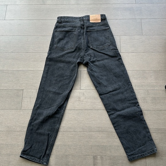 Women’s black Zara Jeans - Picture 3 of 3
